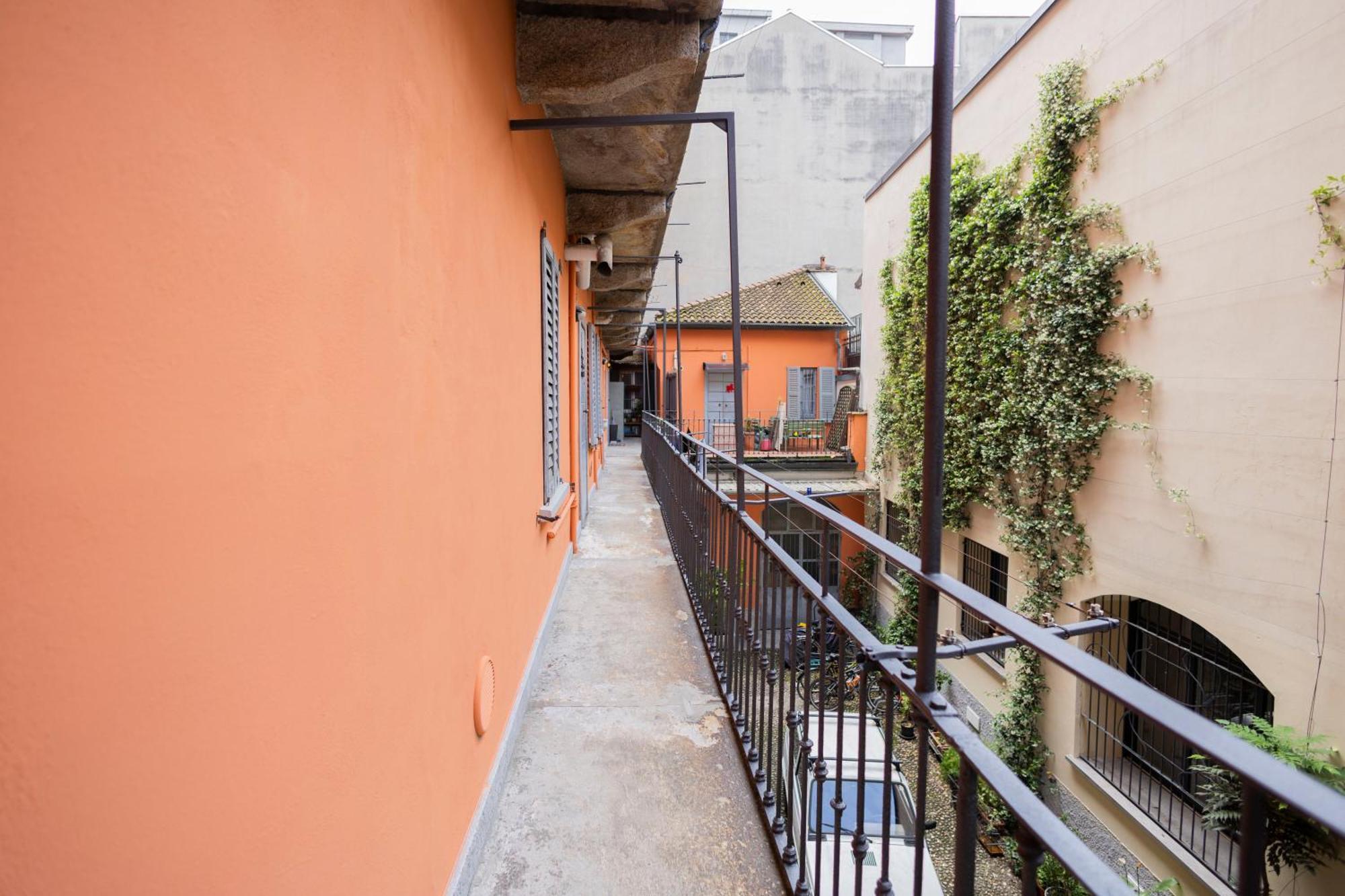Porta Genova Cozy Apartment By 101Flats Milão Exterior foto